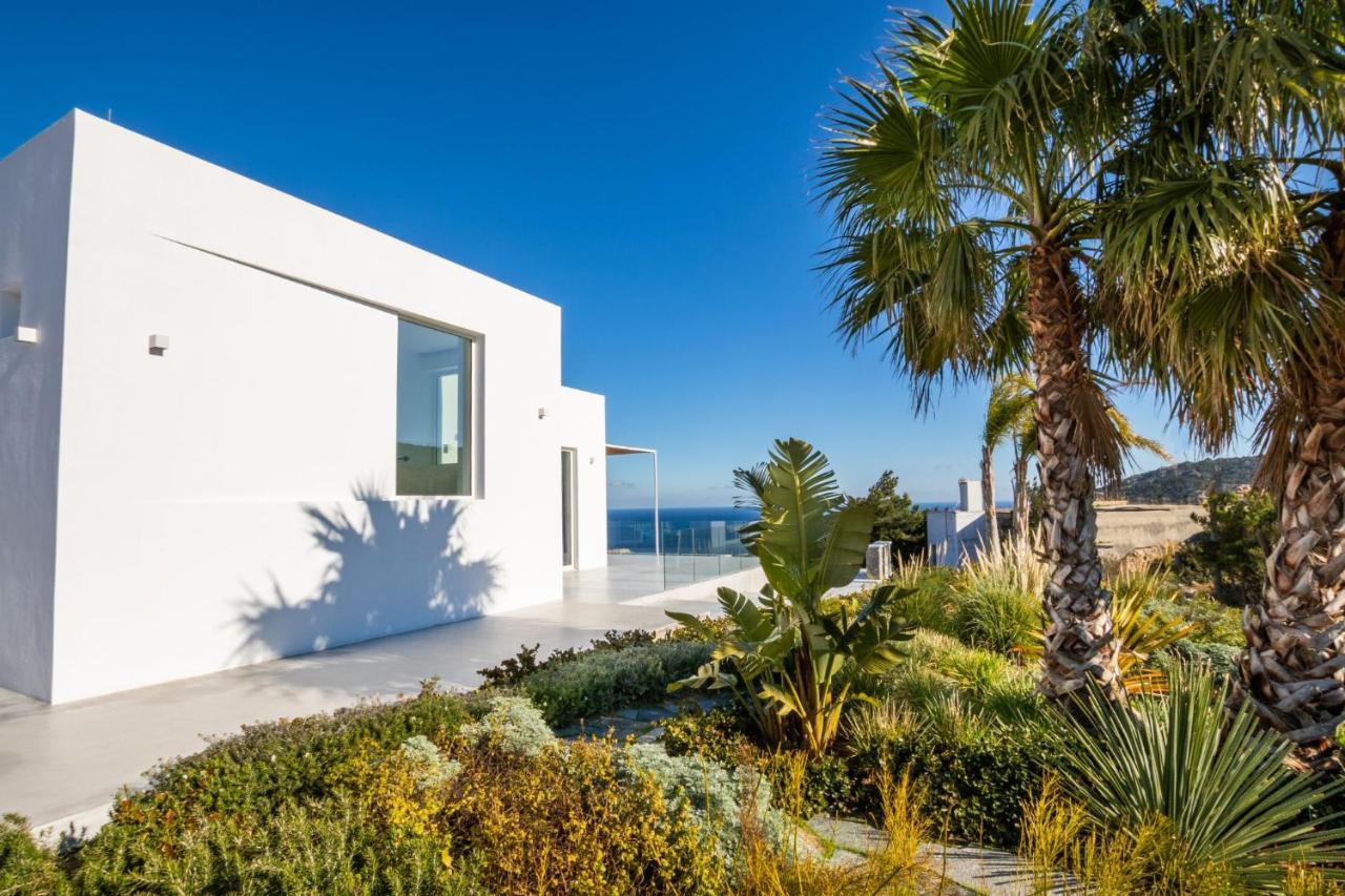 Istia Luxury Villas Karpathos Town  Exterior photo